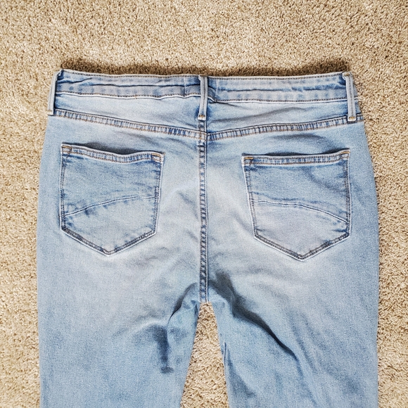 Driftwood Anthropologie Roxy Floral Embroidered Mid Rise Flare Jeans Sz 31 - Picture 9 of 9